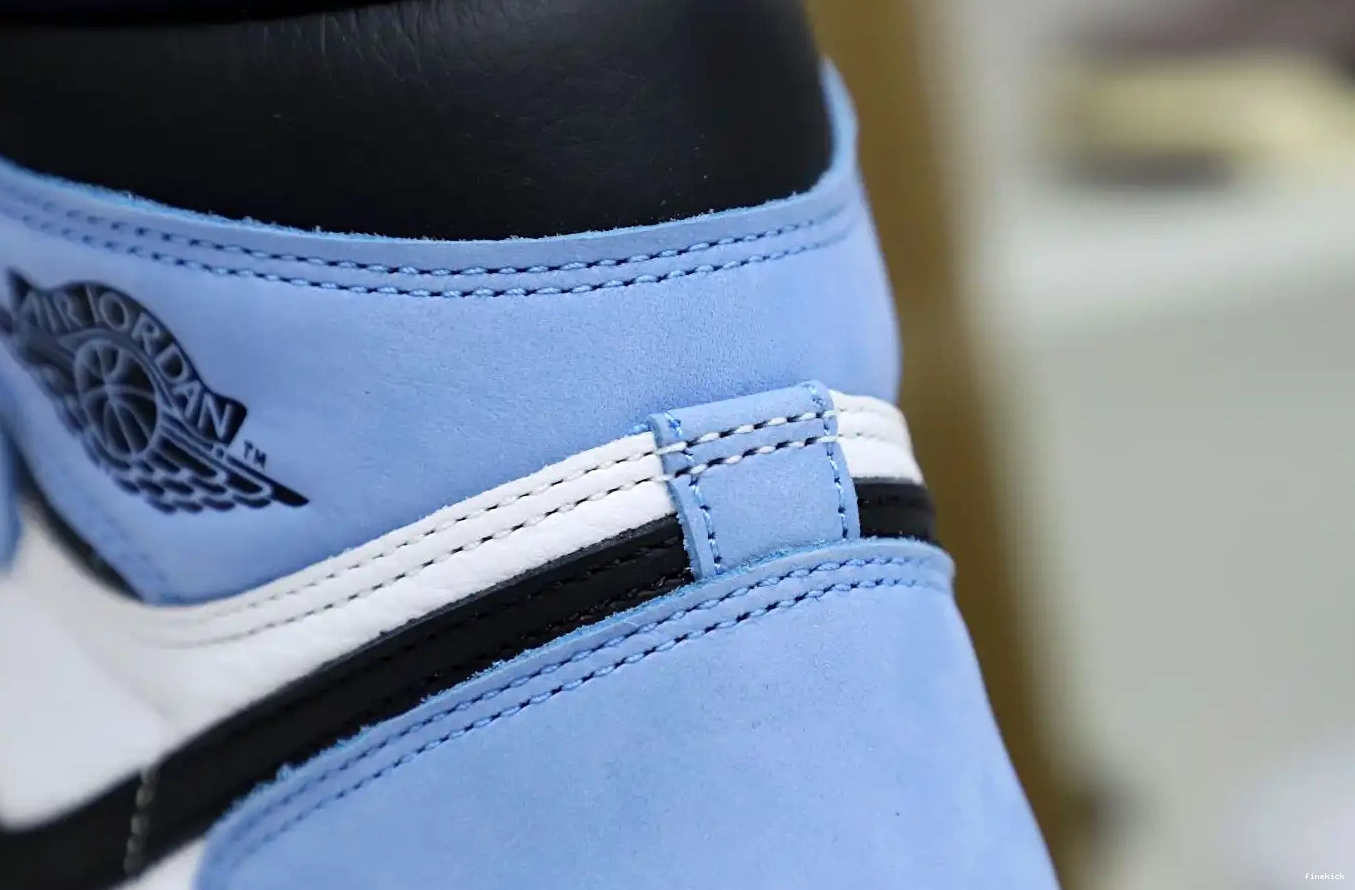 1 HIGH RETRO 'UNIVERSITY AIR JORDAN OG 0413